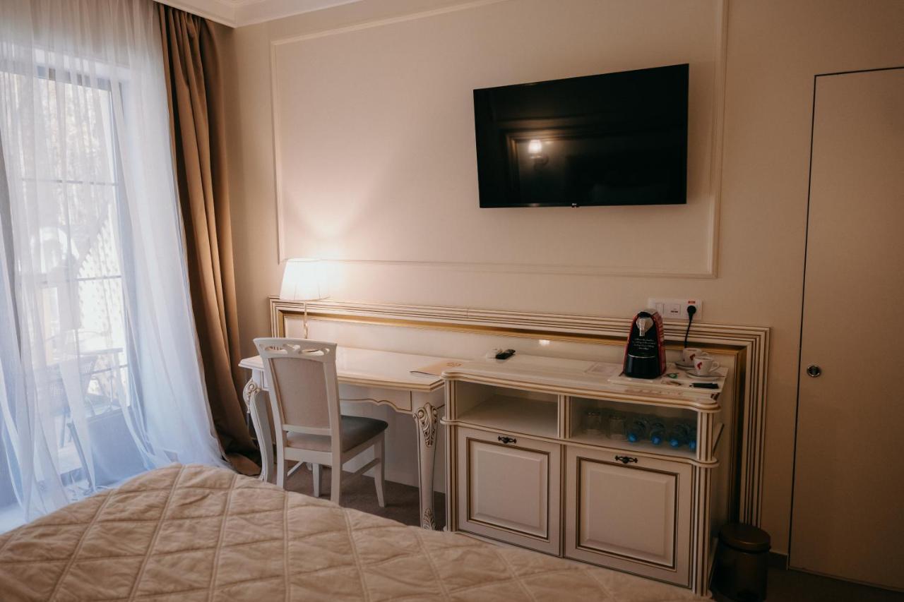 Zastava Uman Hotel Dmytrushky Exterior foto
